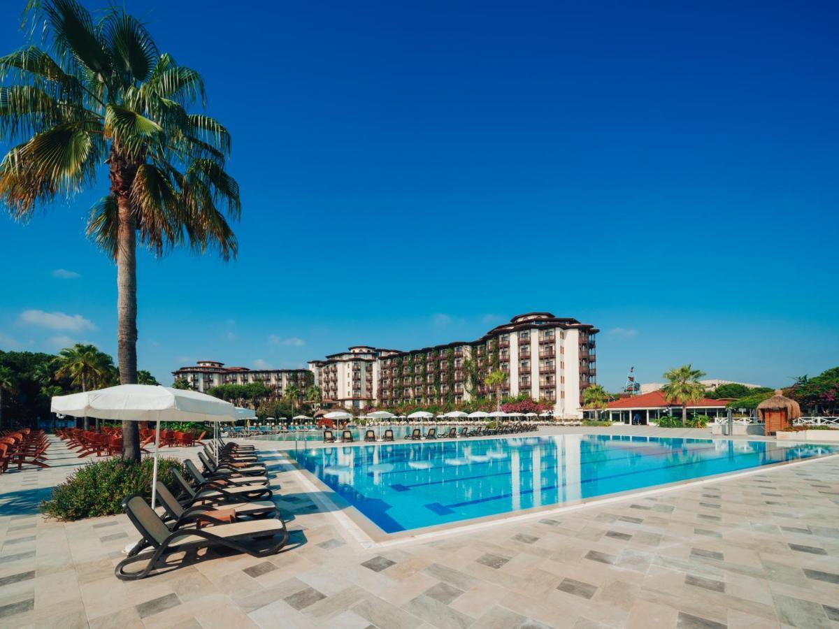 Selectum Family Resort ベレキ エクステリア 写真
